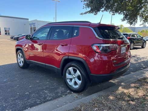 Used 2021 Jeep Compass Latitude image 5