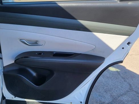 Used 2025 Hyundai Tucson Limited FWD image 22