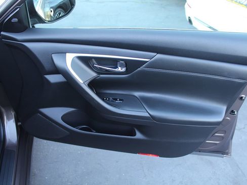 Used 2016 Nissan Altima 3.5 SL image 20