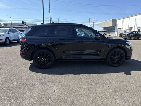 Certified 2024 Lincoln Corsair Reserve w/ Equipment Group 201A AWD/4WD image 6