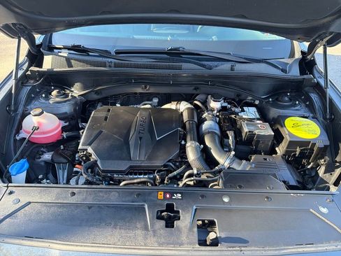 Used 2023 Hyundai Santa Fe Limited image 38