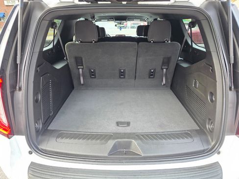 Used 2023 GMC Yukon XL SLE w/ Max Trailering Package image 14