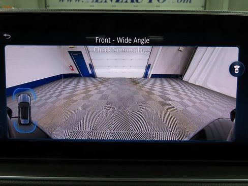 Used 2024 Mercedes-Benz GLE 350 4MATIC image 23