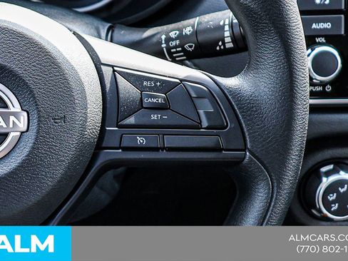 Used 2025 Nissan Versa S w/ Trunk Package image 28