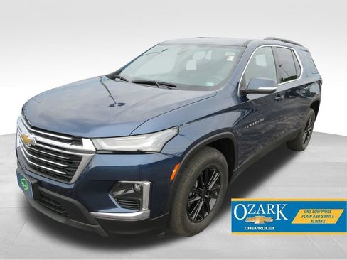 Certified 2023 Chevrolet Traverse LT AWD/4WD image 1