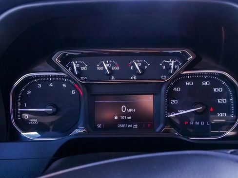 Used 2022 GMC Sierra 2500 AT4 image 22