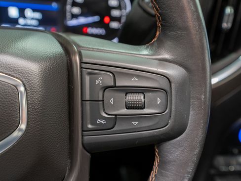 Used 2022 GMC Sierra 2500 AT4 w/ AT4 Preferred Package image 32