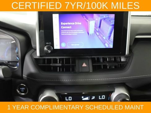 Used 2025 Toyota RAV4 XLE AWD/4WD image 23