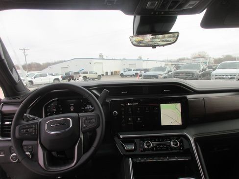 New 2026 GMC Sierra 3500 Denali Ultimate image 17