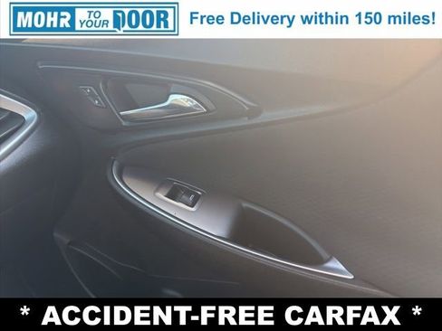 Used 2022 Chevrolet Malibu LT FWD image 25