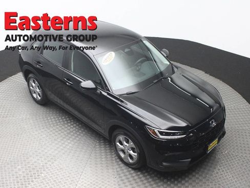 Used 2024 Honda HR-V LX image 3