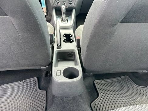 Used 2013 Volkswagen Jetta S FWD image 34
