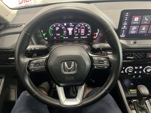 Used 2024 Honda Accord Touring image 23