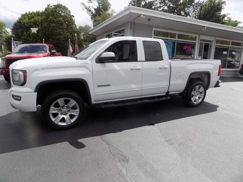 Used 2017 GMC Sierra 1500 4x4 Double Cab w/ Elevation Edition image 9