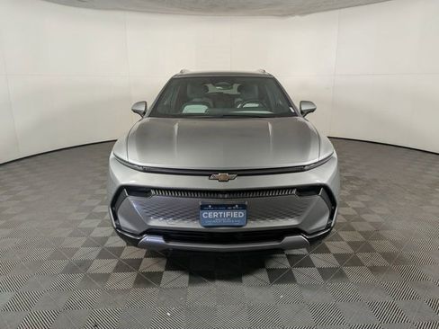 Certified 2025 Chevrolet Equinox EV LT w/ Convenience Package image 2