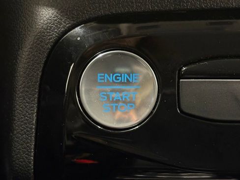 New 2025 Ford Escape SE w/ PHEV Premium Package FWD image 36