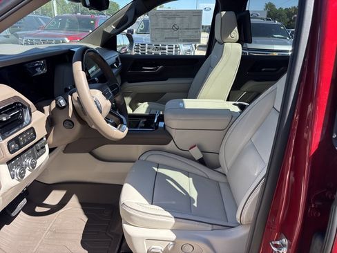 New 2026 GMC Yukon Denali w/ Denali Reserve Package AWD/4WD image 16