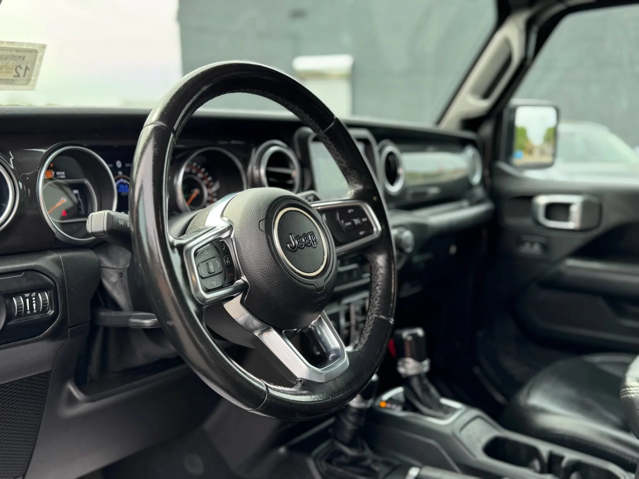 Used 2020 Jeep Wrangler Unlimited Sahara AWD/4WD image 6
