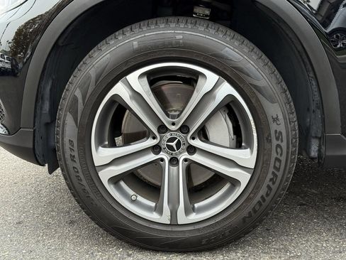 Used 2017 Mercedes-Benz GLC 300 4MATIC image 15