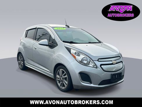 Used 2015 Chevrolet Spark LT FWD image 1