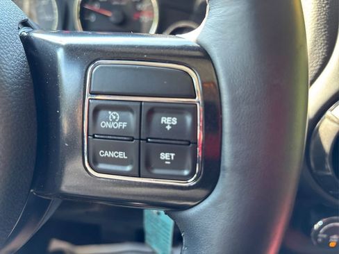 Used 2018 Jeep Wrangler Unlimited Rubicon image 23