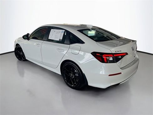 Certified 2025 Honda Civic Sport image 5