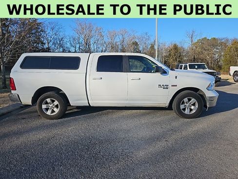 Used 2019 RAM 1500 Classic SLT image 9