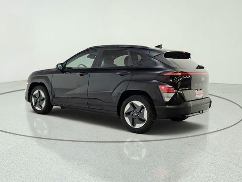 Used 2024 Hyundai Kona SEL FWD image 7