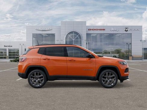 New 2026 Jeep Compass Latitude image 21