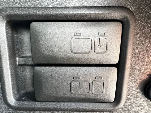 Used 2020 GMC Terrain SLE w/ Driver Convenience Package FWD image 12