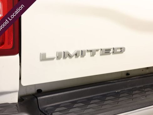 Used 2022 RAM 3500 Limited AWD/4WD image 16