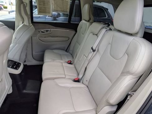 Certified 2022 Volvo XC90 T8 Inscription w/ Advanced Package AWD/4WD image 26