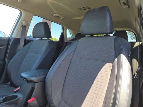 Certified 2021 Kia Seltos S FWD image 11