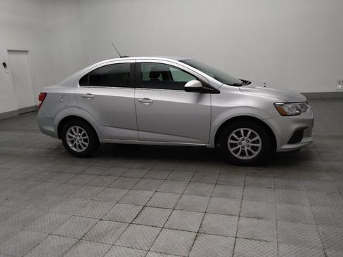 Used 2020 Chevrolet Sonic LT FWD image 11
