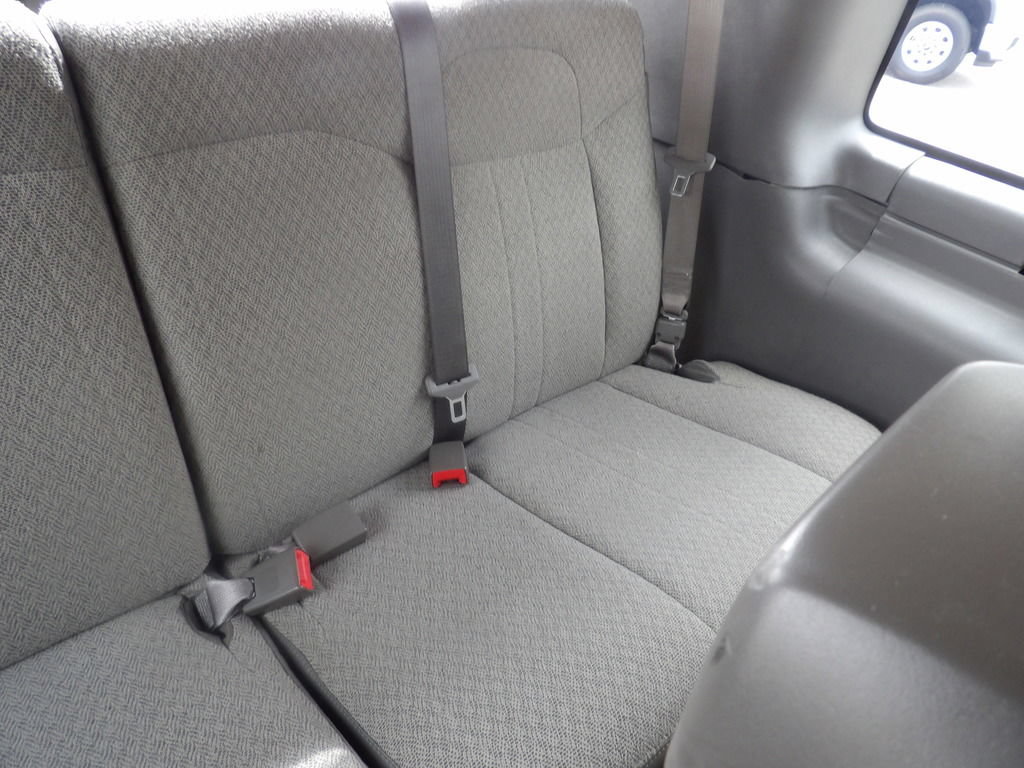 Used 2025 Chevrolet Express 3500 LT w/ LT Preferred Equipment Group RWD image 34