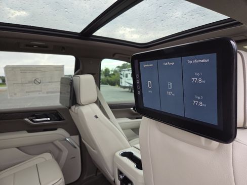 New 2026 GMC Yukon Denali w/ Advanced Technology Package AWD/4WD image 31