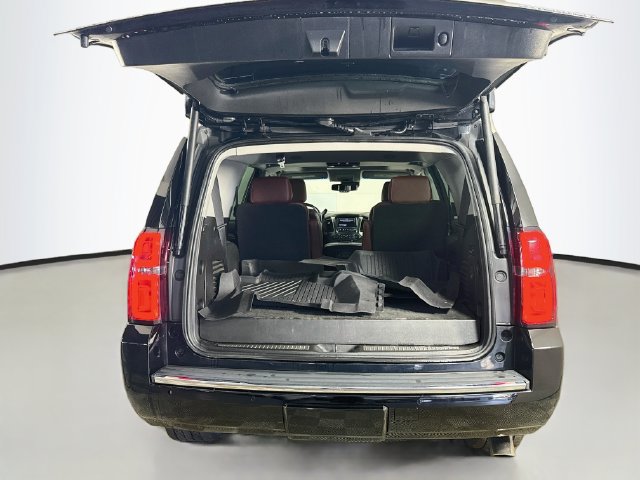 Used 2019 Chevrolet Tahoe Premier w/ Premier Plus Edition AWD/4WD image 34