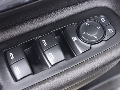 Used 2020 GMC Terrain SLT AWD/4WD image 27