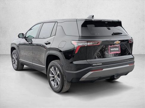 New 2026 Chevrolet Equinox LT w/ Convenience Package II FWD image 9