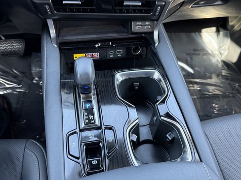 Certified 2025 Lexus RX 350 FWD w/ Technology Package image 26