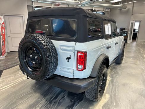 Used 2022 Ford Bronco Black Diamond AWD/4WD image 32