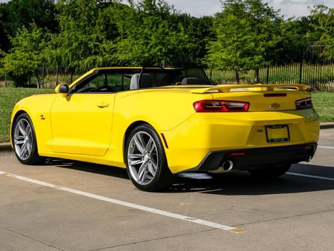 Used 2018 Chevrolet Camaro LT w/ RS Package RWD image 16