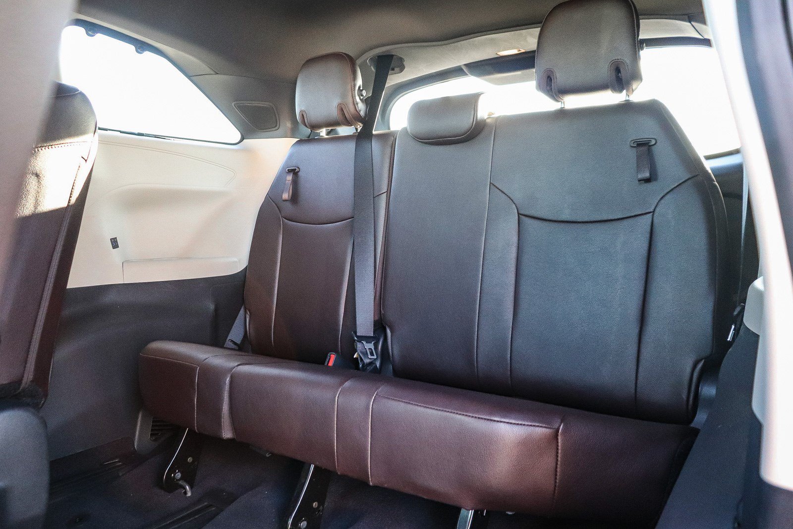 Certified 2024 Toyota Sienna Platinum AWD/4WD image 19