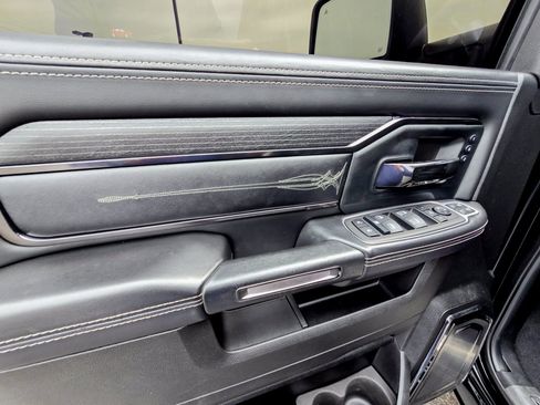 Used 2023 RAM 2500 Limited image 33