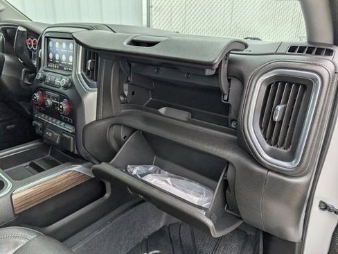 Used 2019 Chevrolet Silverado 1500 LT Trail Boss image 31