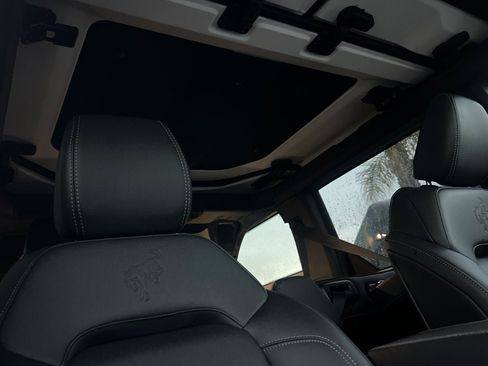 New 2025 Ford Bronco Badlands image 23