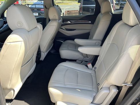Used 2020 Buick Enclave Essence w/ Sound and Sites Package image 13