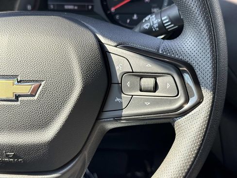 Used 2023 Chevrolet TrailBlazer LT FWD image 8