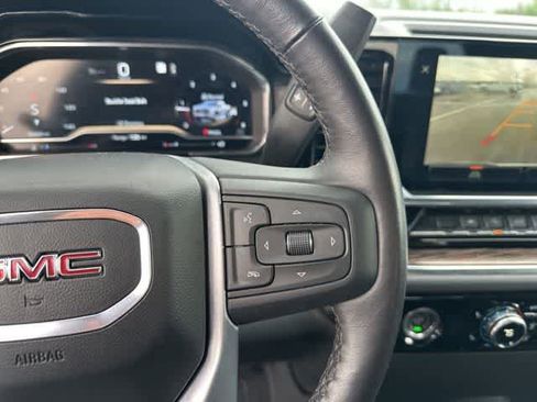 Used 2022 GMC Sierra 1500 Elevation image 10