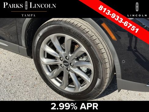 Used 2022 Lincoln Corsair FWD w/ Premium Package image 13